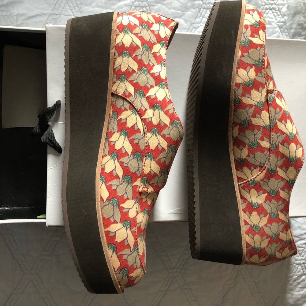 Bass Rachel Antonoff Red Fleur Platforms